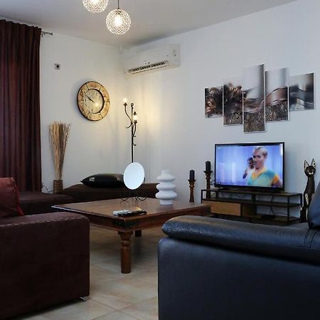 Apartament Nenas House Nea Iraklitsa Zewnętrze zdjęcie