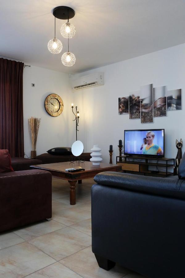 Apartament Nenas House Nea Iraklitsa Zewnętrze zdjęcie