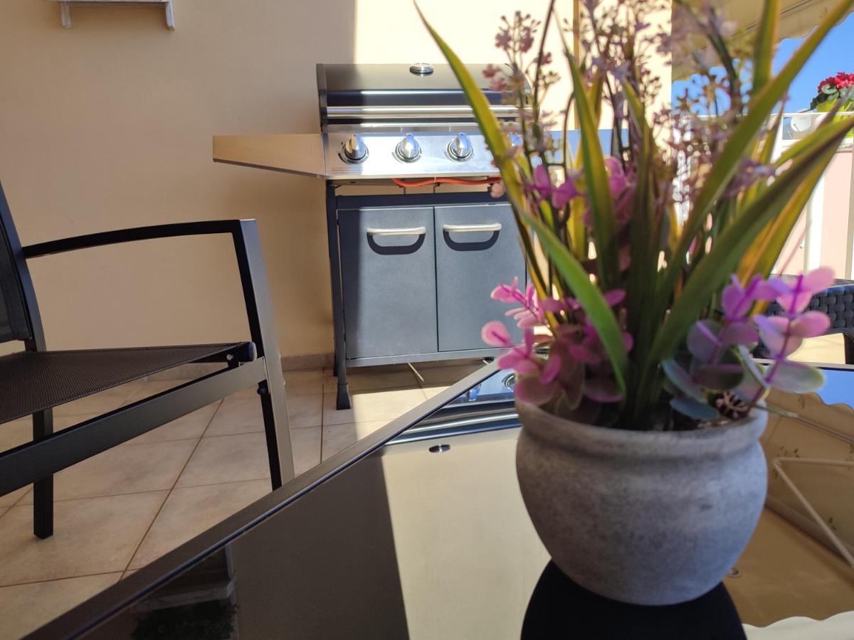 Apartament Nenas House Nea Iraklitsa Zewnętrze zdjęcie