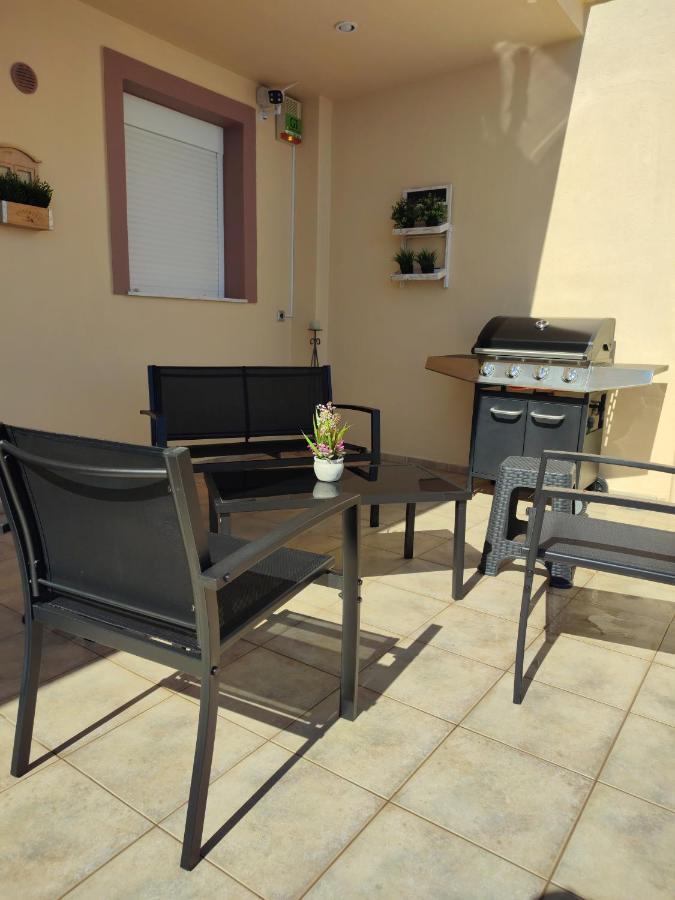 Apartament Nenas House Nea Iraklitsa Zewnętrze zdjęcie